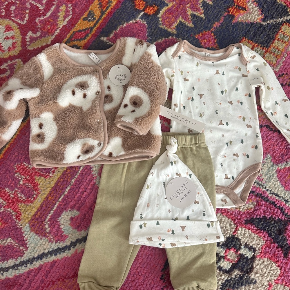 Chic Pea Baby Outfit Set - Brown and White
